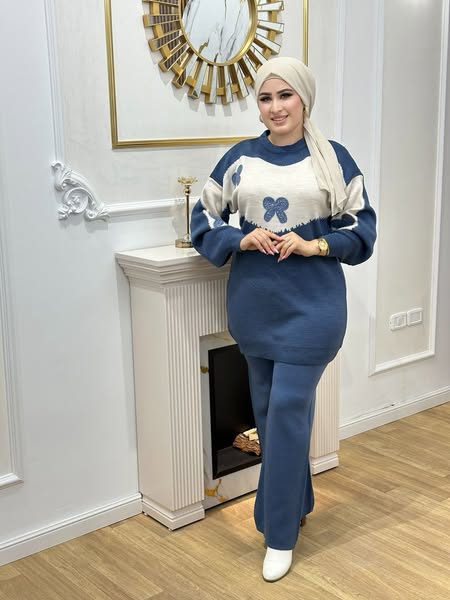 Ensemble femme bleu automne hiver 2025 2026 Tunisie – prêt-à-porter chic Ensemble femme en laine bleu chic pour femme, collection automne hiver 2025 2026 en Tunisie